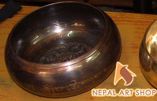 Ancient Singing Bowls, Handmade antiques singing bowls, ancient tibetan singing bowls, antiques bowls