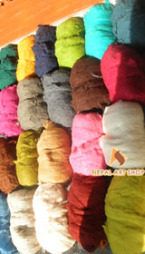 where to buy wool roving, felted wool projects, felting crafts, felting yarn, how to felt raw wool, felting tutorials, how to felt wool, felted wool projects