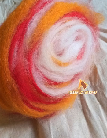 Merino Wool Roving (KG) – Natural White with Orange and Red Pattern – Wholesale Felt Yarn Roving Wool Code FWR001 from Nepal